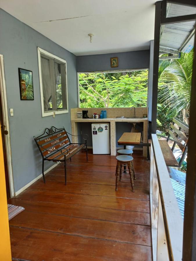 Donde Familia Manito Bed & Breakfast Paquera Eksteriør bilde