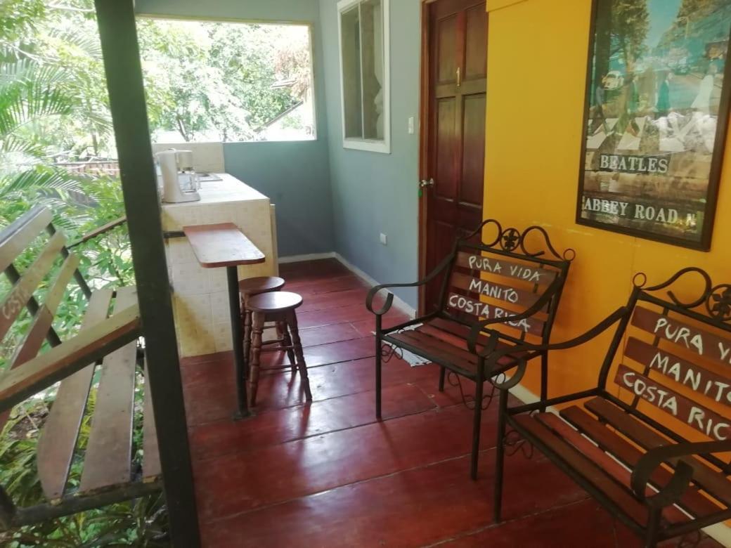 Donde Familia Manito Bed & Breakfast Paquera Eksteriør bilde